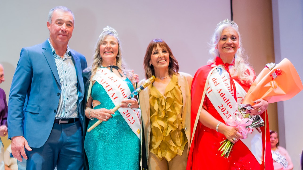 Silvia Maldonado fue elegida Reina del Adulto Mayor en la Ciudad de San Juan