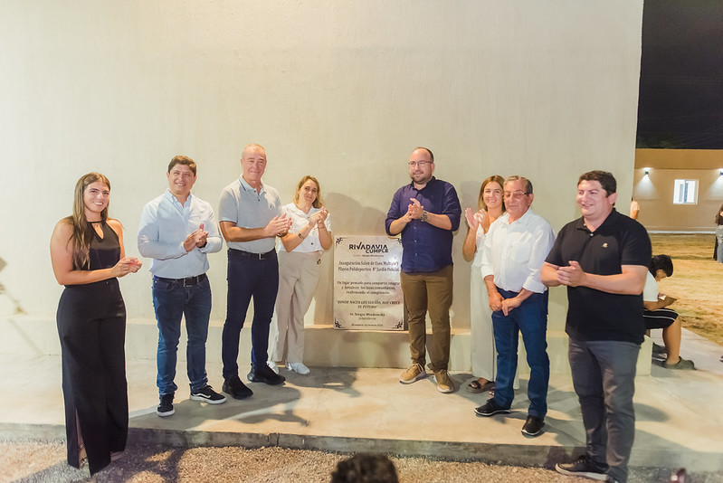 El vicegobernador participó de la inauguración de un nuevo polideportivo en Rivadavia
